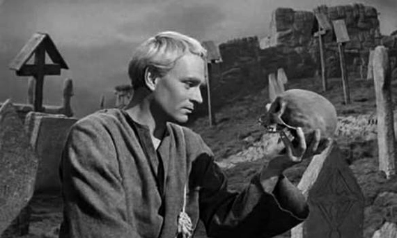 hamlet-Sir-Laurence-Olivier
